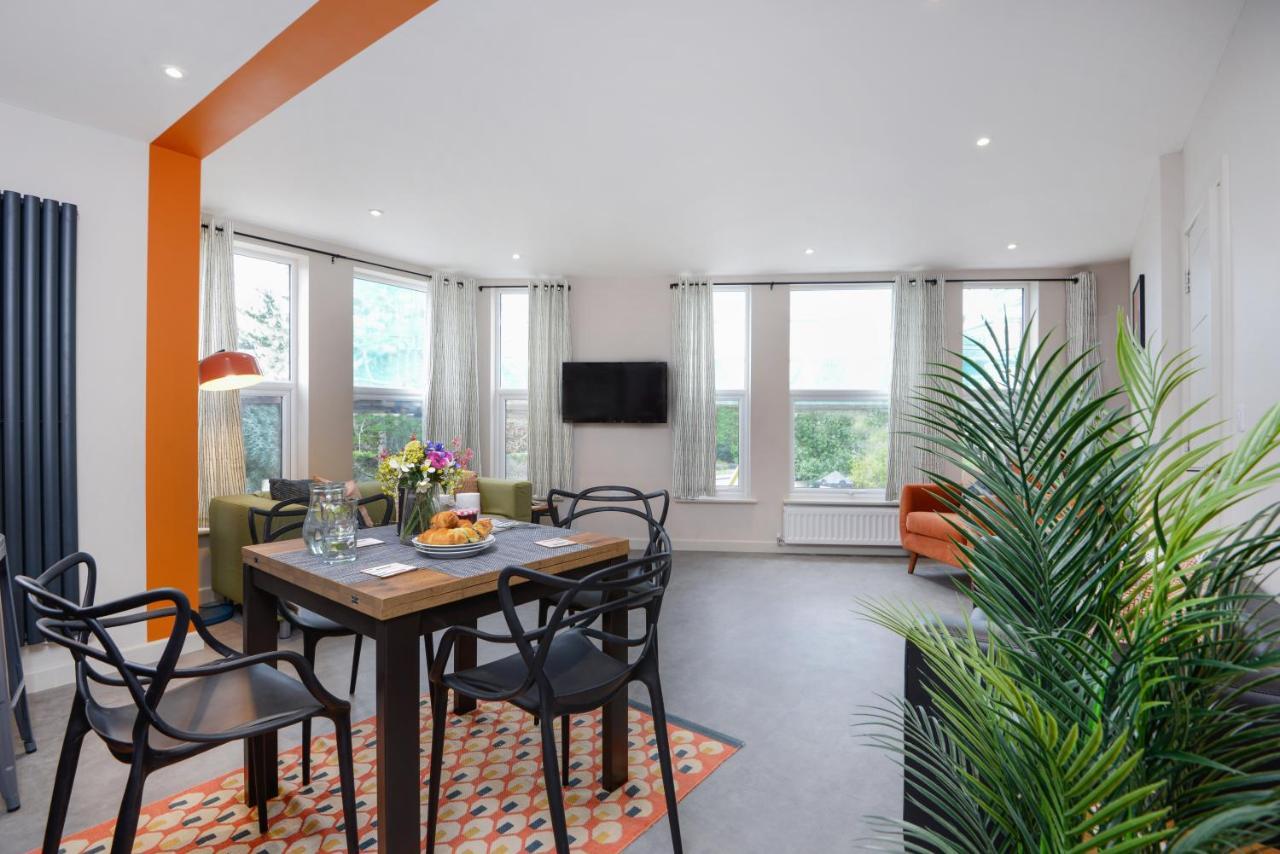 Apartment Three - Free Private Car Park - Sleeps 6 - 3 Shower Rooms - By Ocean City Retreats Plymouth Exterior photo